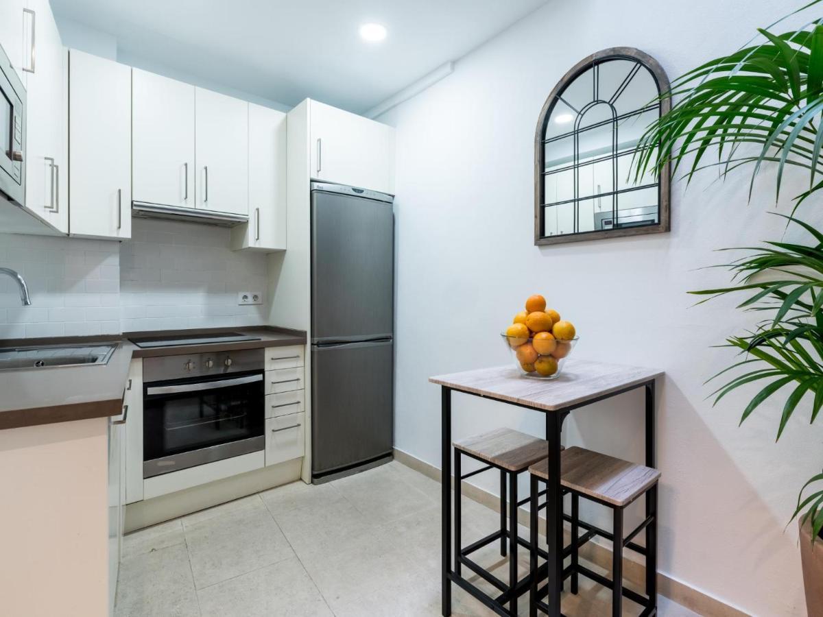 Unique Homes La Juderia Parking & Jacuzzi セビリア エクステリア 写真