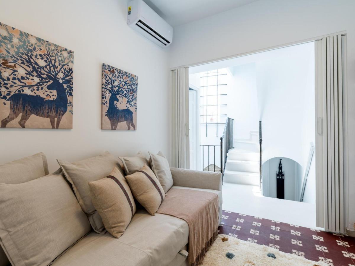 Unique Homes La Juderia Parking & Jacuzzi セビリア エクステリア 写真