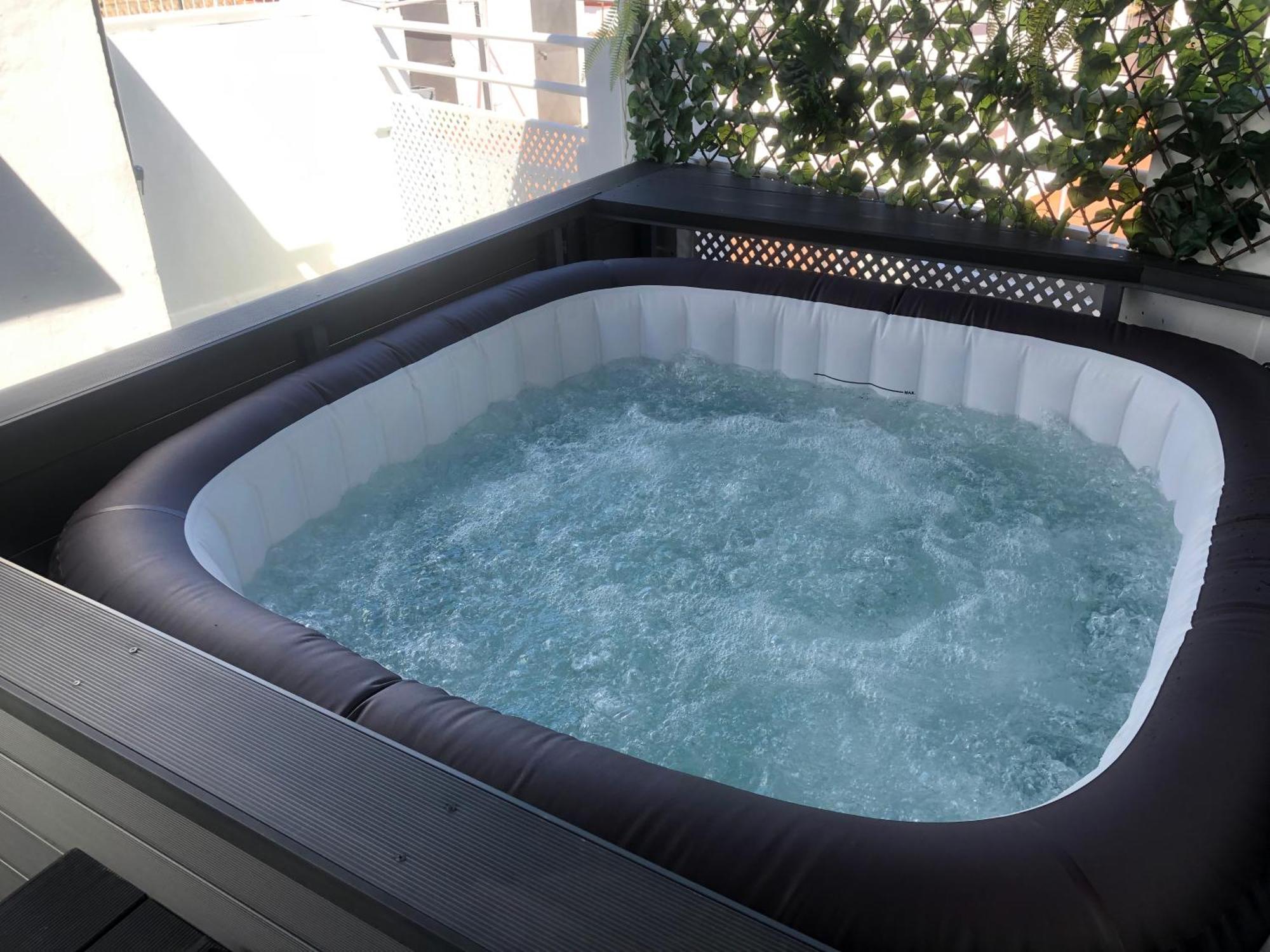 Unique Homes La Juderia Parking & Jacuzzi セビリア エクステリア 写真